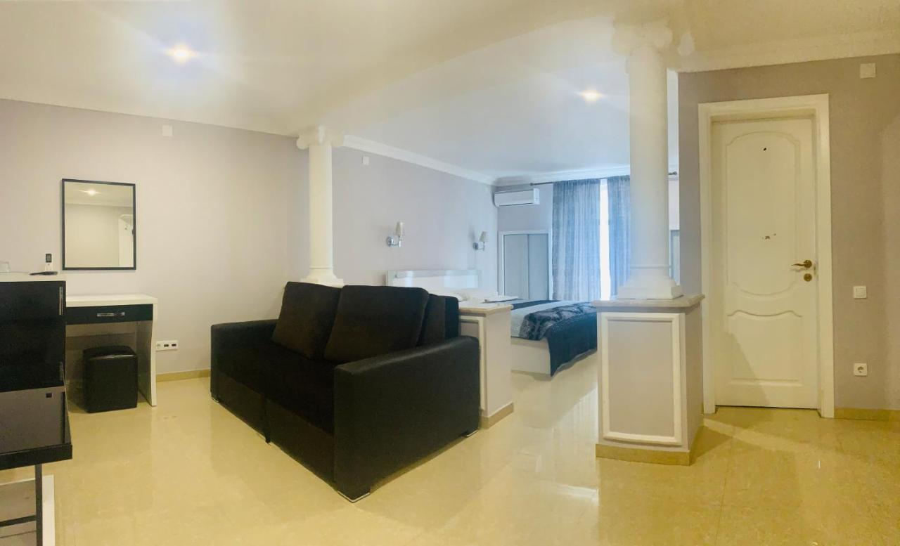 David'S Guest House Кобулети Екстериор снимка