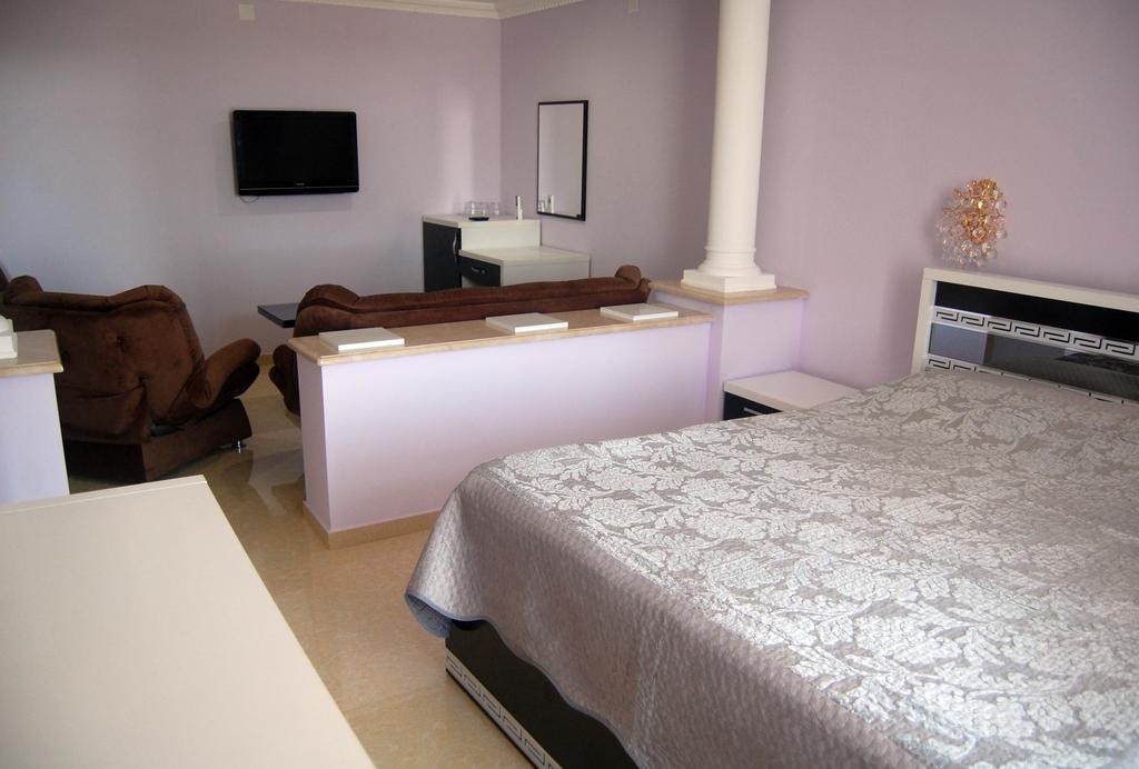 David'S Guest House Кобулети Екстериор снимка