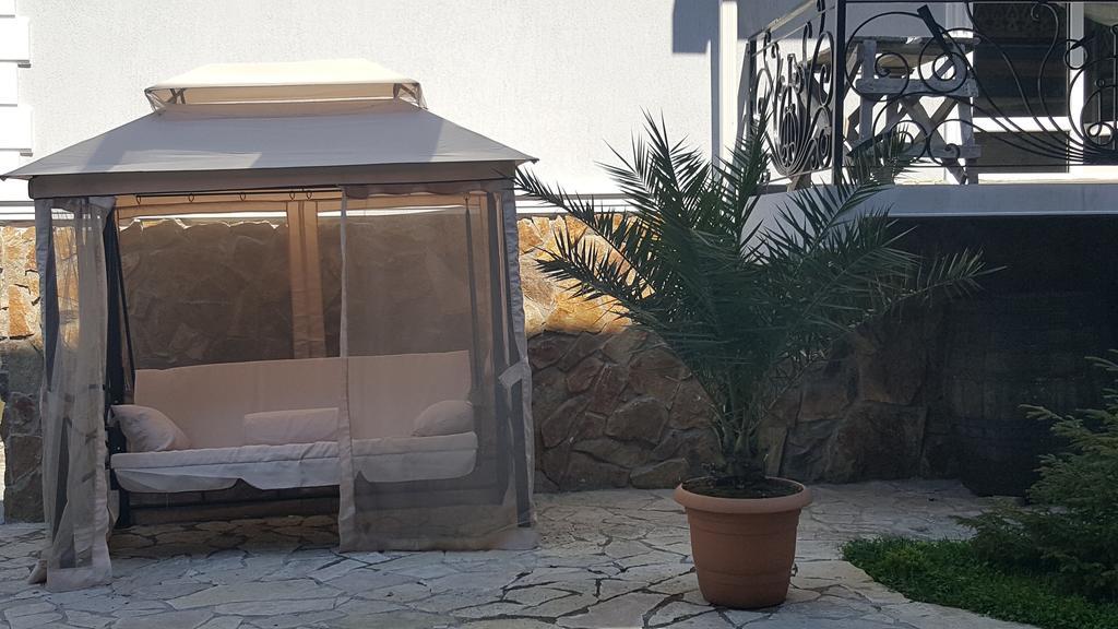 David'S Guest House Кобулети Екстериор снимка
