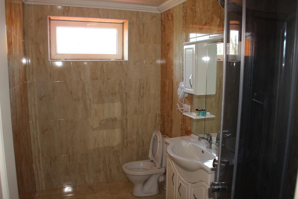 David'S Guest House Кобулети Екстериор снимка
